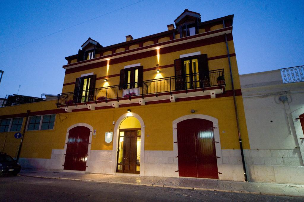Quattro Ducati Hotel Trani Zewnętrze zdjęcie